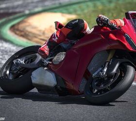 2025 ducati panigale v4s review gallery