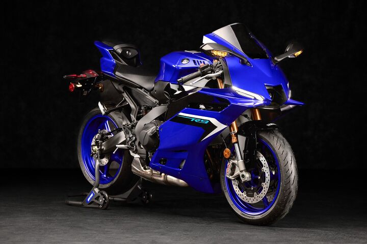 Yamaha R9