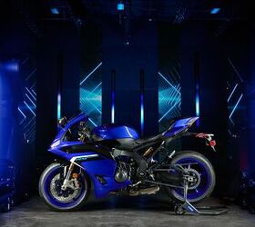 2025 yamaha yzf r9 gallery