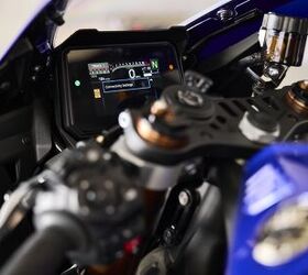 2025 yamaha yzf r9 gallery