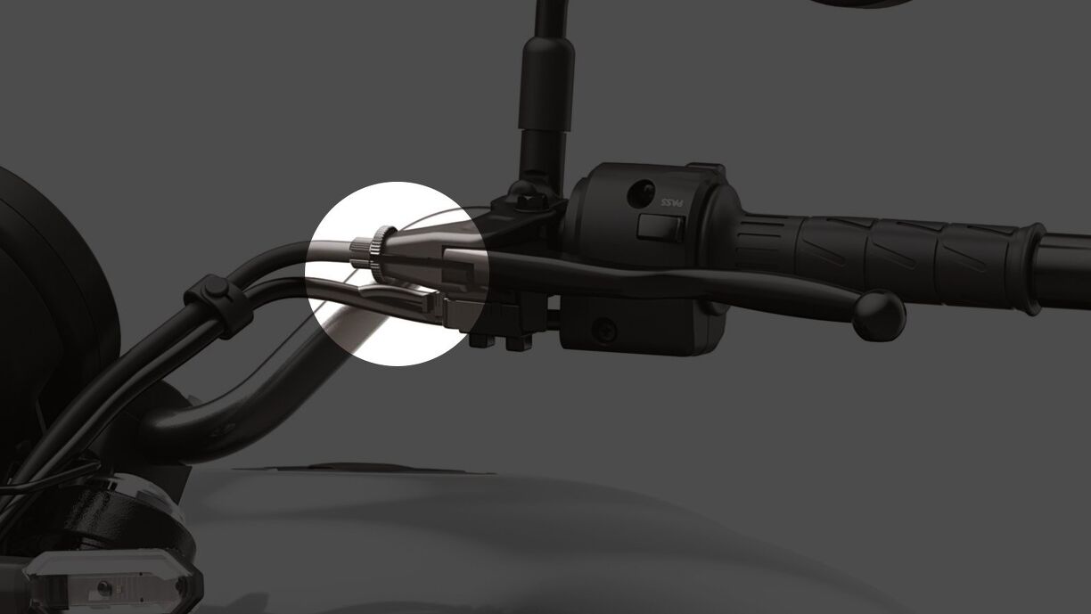 Motorcycle clutch cable adjustment process