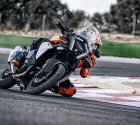 2025 ktm 1390 super adventure s evo photos