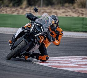 2025 ktm 1390 super adventure s evo photos