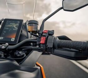 2025 ktm 1390 super adventure s evo photos