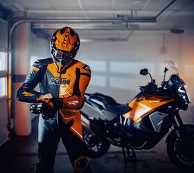 2025 ktm 1390 super adventure s evo photos