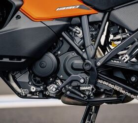 2025 ktm 1390 super adventure s evo photos