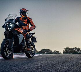 2025 ktm 1390 super adventure s evo photos