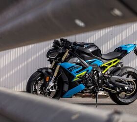 2025 BMW S 1000 R Gallery