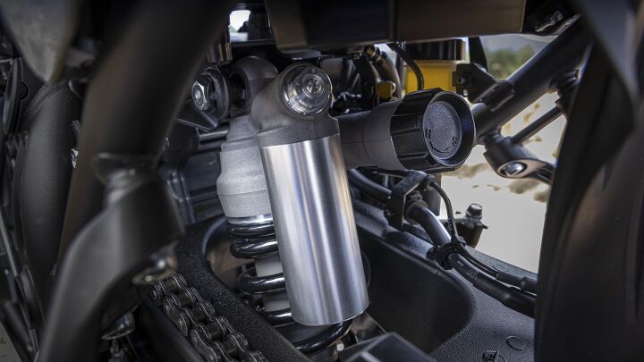 Preloading Section 2025 Yamaha Ténéré 700 – First Look | Motorcycle.com
