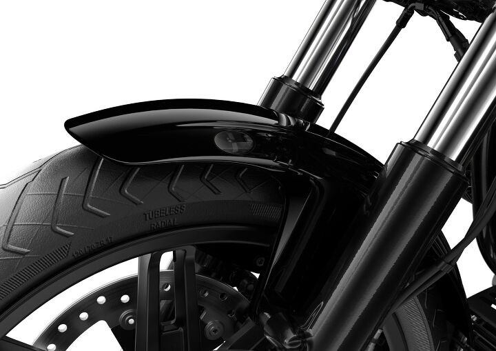Bee R 18 Inch 2025 BMW R 18 and R 18 Classic – First Look | Motorcycle.com