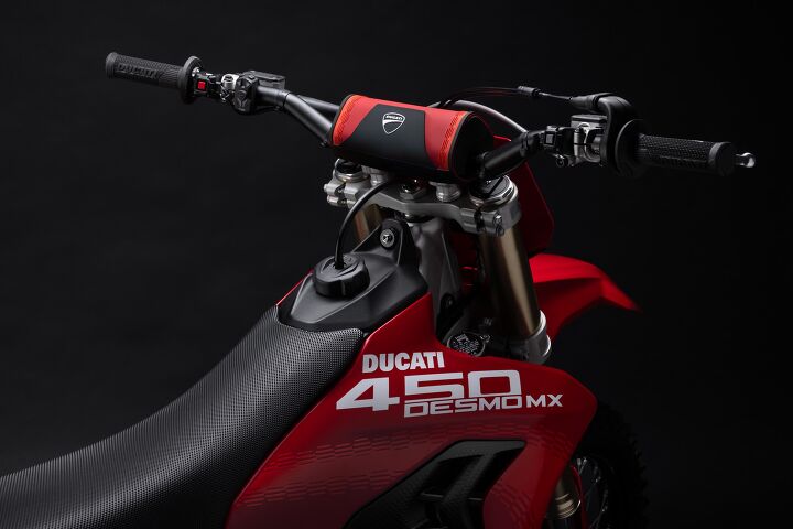 Mx First Form 2026 Ducati Desmo450 MX – First Look | Motorcycle.com