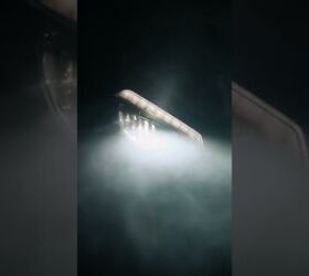 The teaser is only a few seconds long, but enough to give us a few clues