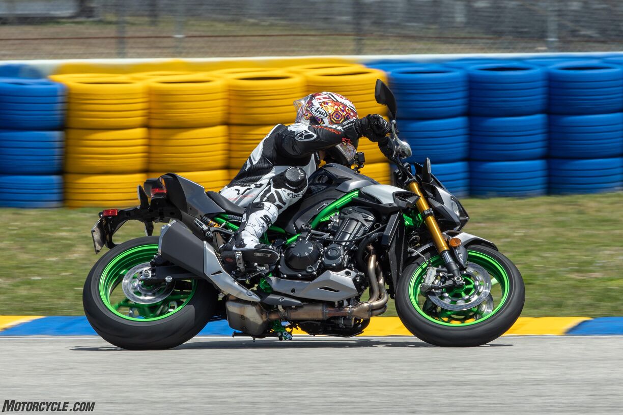 Beautiful view of Kawasaki Z900 Electric Review