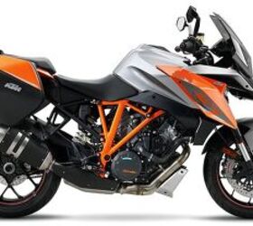 KTM RC390 2017年 2017 KTM RC390 - First Ride Review - YouTube