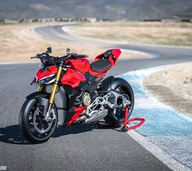 2025 ducati streetfighter v4 review gallery