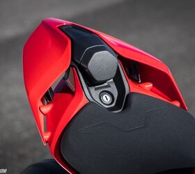 2025 ducati streetfighter v4 review gallery