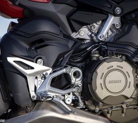 2025 ducati streetfighter v4 review gallery