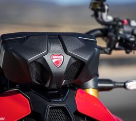 2025 ducati streetfighter v4 review gallery