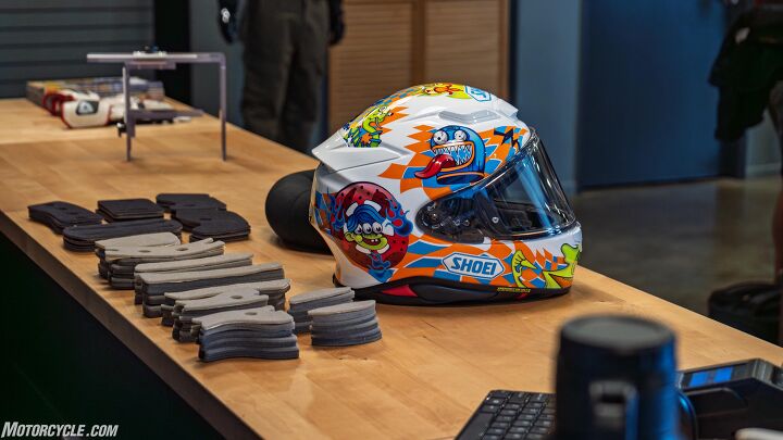 Custom Fit: Shoei Personal Fitment System | Motorcycle.com Custom Fit: Shoei Personal Fitment System | Motorcycle.com