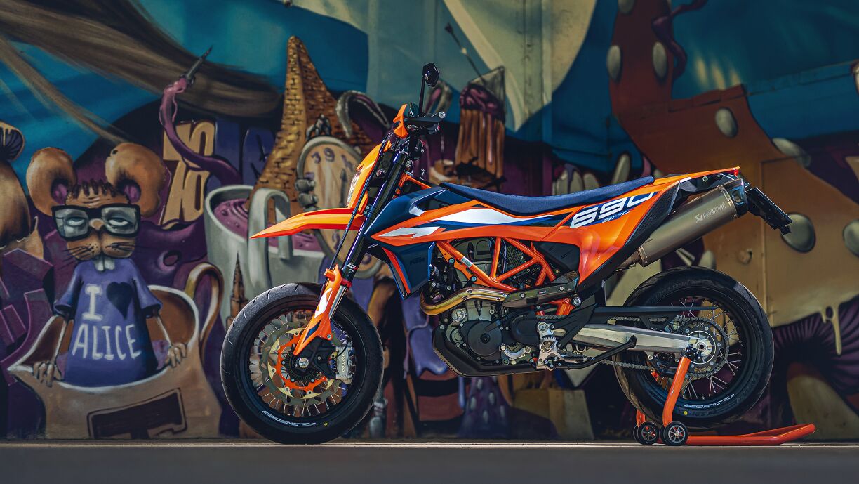 Updated KTM 690 Enduro R, SMC R Coming for 2026 | Motorcycle.com