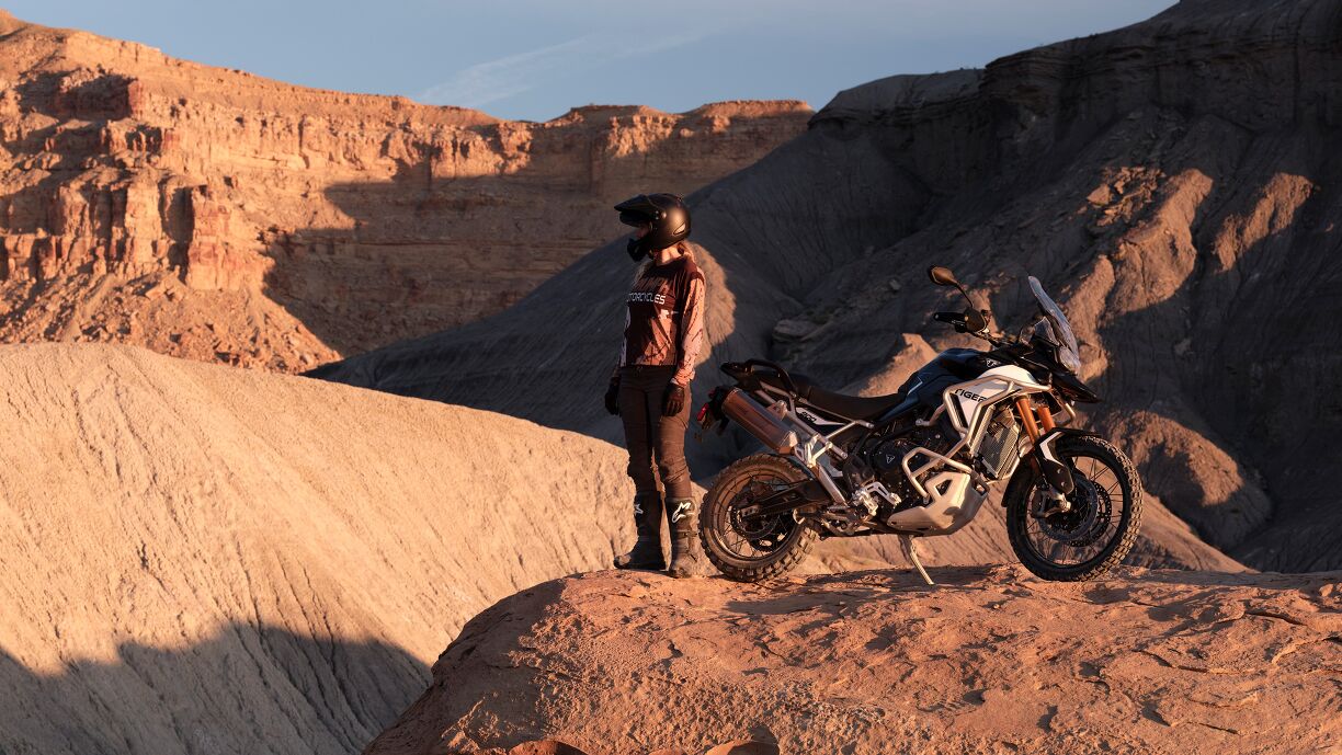 2026 Triumph Tiger 900 Alpine And Desert Editions Confirmed 2026-triumph-tiger-900-alpine-and-desert-editions-confirmed