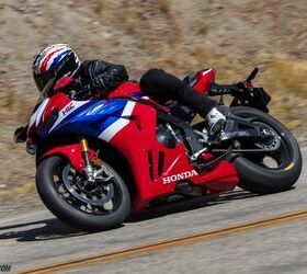 A major advantage of semi-active suspension is being able to instantly transform your motorcycle depending on your needs, no tools necessary. Firm things up for a canyon run or soften them up for a chill ride home.