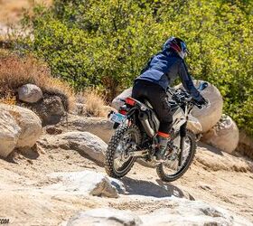 曽田　26.5 2026 Kawasaki KLX230 Sherpa S ABS First Look [8 Fast Facts]