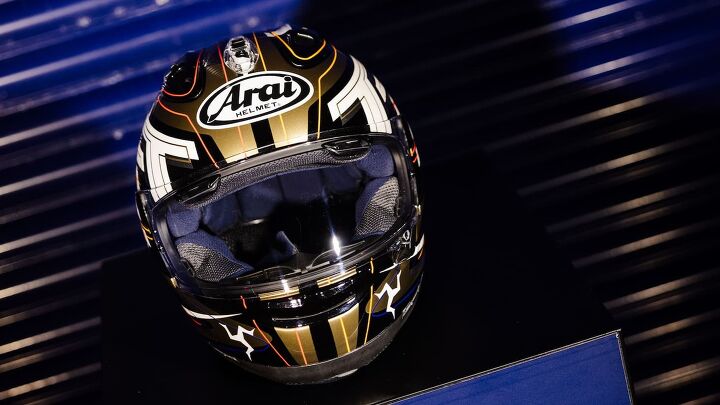 Arai Reveals 2026 Isle of Man TT Special Edition RX-7V EVO Helmet | Motorcycle.com Arai Reveals 2026 Isle of Man TT Special Edition RX-7V EVO Helmet | Motorcycle.com