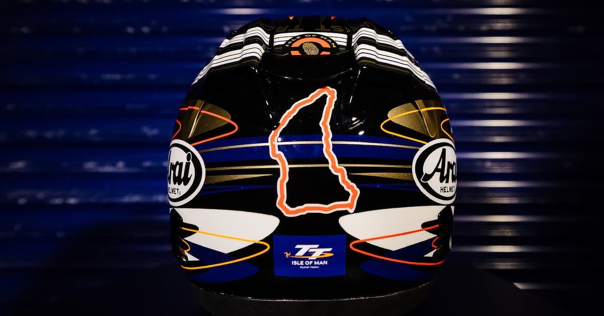 Arai Reveals 2026 Isle of Man TT Special Edition RX-7V EVO Helmet | Motorcycle.com Arai Reveals 2026 Isle of Man TT Special Edition RX-7V EVO Helmet | Motorcycle.com