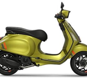 2025 Vespa GTV 300 | Motorcycle.com