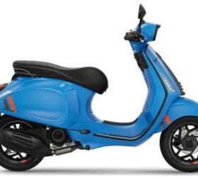 2025 Vespa GTV 300 | Motorcycle.com