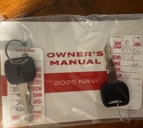 like new 2025 honda navi automatic bought 5 months ago only 101 miles
