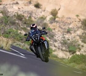 There’s a hooligan spirit that runs through most KTMs and the Super Adventure S EVO doesn’t disappoint. It wants to be flogged and power-wheelie out of corners like any sporty naked would. Yet, it has all the tech and comfort to make it a daily or beyond.
