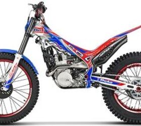 2018 BETA RR 250 2-Stroke | Motorcycle.com