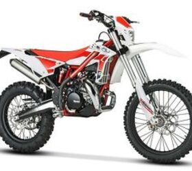 2017 BETA Xtrainer 300 | Motorcycle.com