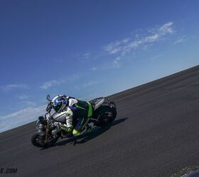 2022 triumph speed triple 1200 rs gallery