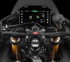 2026 aprilia tuono v4 factory track review