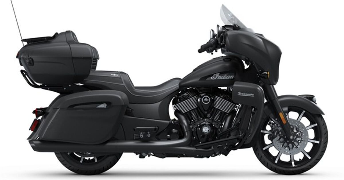 2025 Indian Roadmaster® Dark Horse® | Motorcycle.com