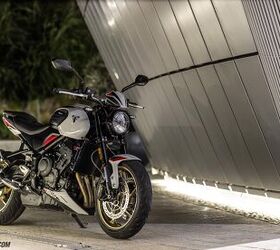 2026 triumph trident 800 review gallery