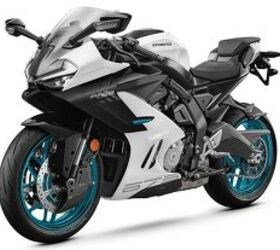 2022 CFMOTO 300 NK | Motorcycle.com
