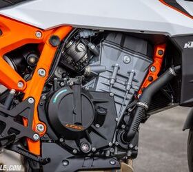 2026 ktm 990 duke r review gallery