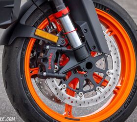 2026 ktm 990 duke r review gallery