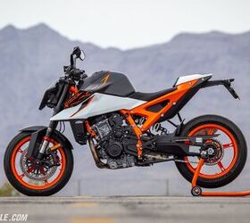 2026 ktm 990 duke r review gallery