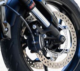 2026 triumph trident 660 review gallery