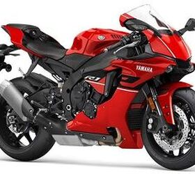 2019 Yamaha YZF R1 | Motorcycle.com