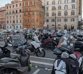 roman holiday the vespa museum in rome, Scooters Everywhere