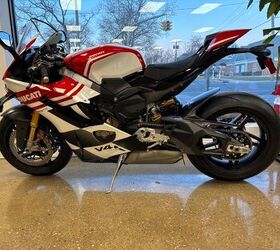 2025 Ducati Panigale Tricolore