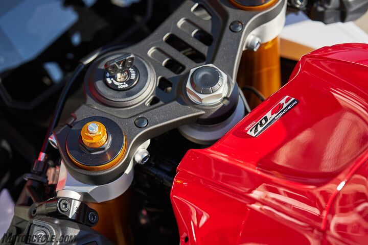2026 R7 Cockpit 2026 Yamaha YZF-R7 Review Gallery | Motorcycle.com