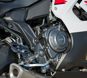 2026 yamaha yzf r7 review gallery
