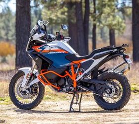 A new 1.2-inch tapered aluminum handlebar has been fitted to the SA-R with rubber mount dampers to quell vibration. The footpegs were also scrutinized and moved a bit over a quarter inch lower and nearly half an inch further out.